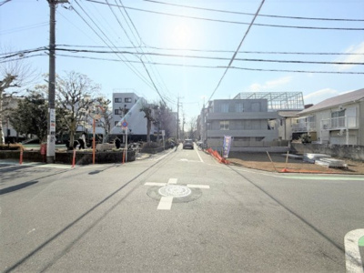 【外観】 | 【仲介手数料５３０万円が無料！！】■学芸大学駅９分■東南角地■南側は公園ビュー | 諸費用が５３０万円ＯＦＦ！！
春の特別キャンペーン！
日本一の家計応援サービスに挑戦中！
■学芸大学駅９分
■東南角地
■南側に公園の眺望
■無料で間取図作成可能
■各ハウスメーカー取扱い中