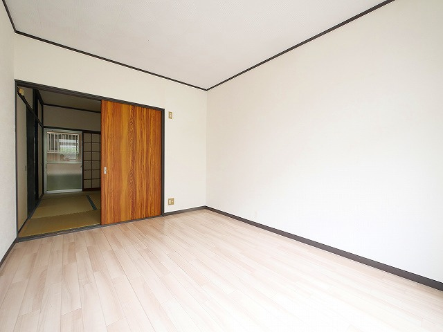 パークヴィラ奈良町の洋室