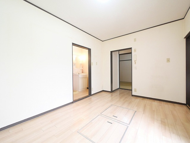 パークヴィラ奈良町の居間・リビング