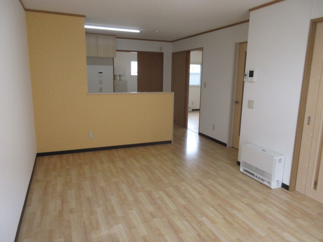 MVE新町の居間・リビング