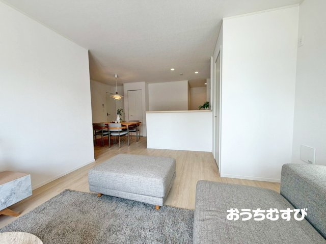 春日井市如意申町第3(全4棟)の居間・リビング