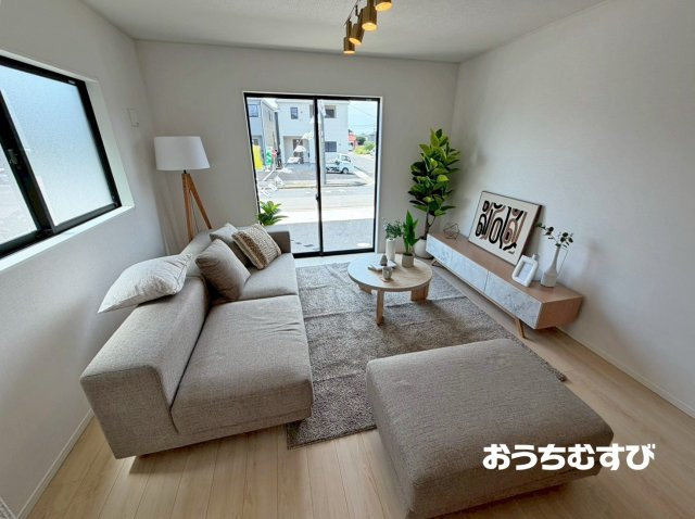 春日井市如意申町第3(全4棟)の居間・リビング
