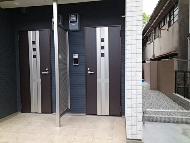 コントレイルのエントランス