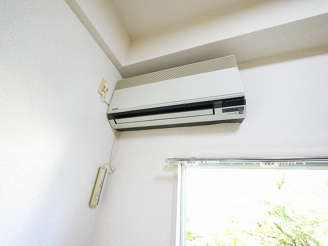 シティパレス佐保川Ｐ１の設備|エアコン完備で、年中快適にお過ごし頂けます。