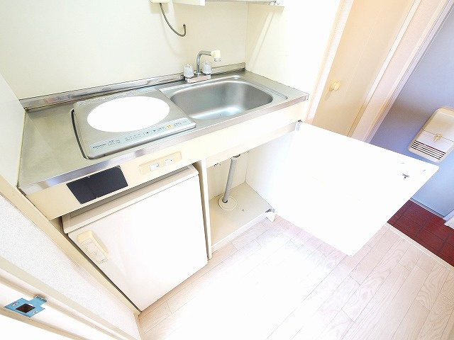 シティパレス佐保川Ｐ１のキッチン|きれいなキッチンです