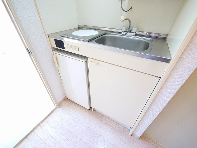 シティパレス佐保川Ｐ１のキッチン|キッチンでお料理をお楽しみください