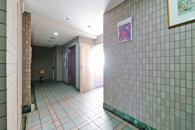 大阪市阿倍野区昭和町１丁目の賃貸マンションのロビー