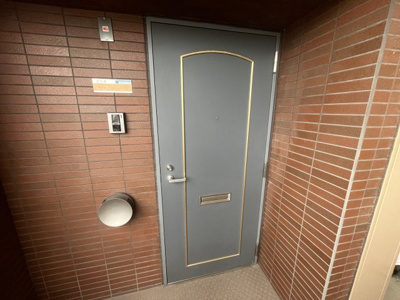 【玄関】 | パラッツォドゥエ