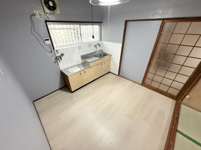 【居間・リビング】 | 西板持町8丁目テラス