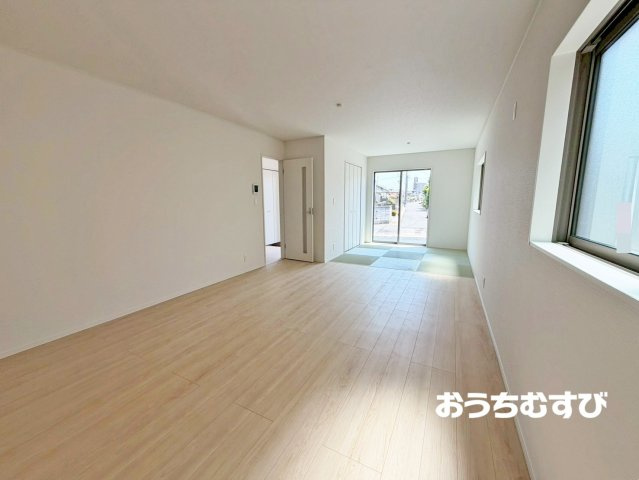 春日井市如意申町第3(全4棟)の居間・リビング