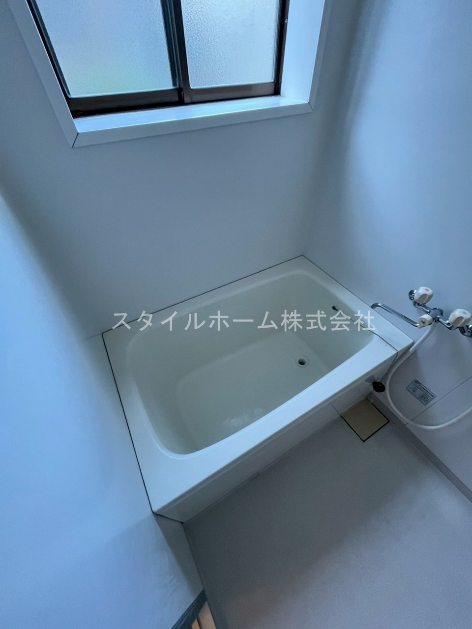下地町宮腰貸家の浴室