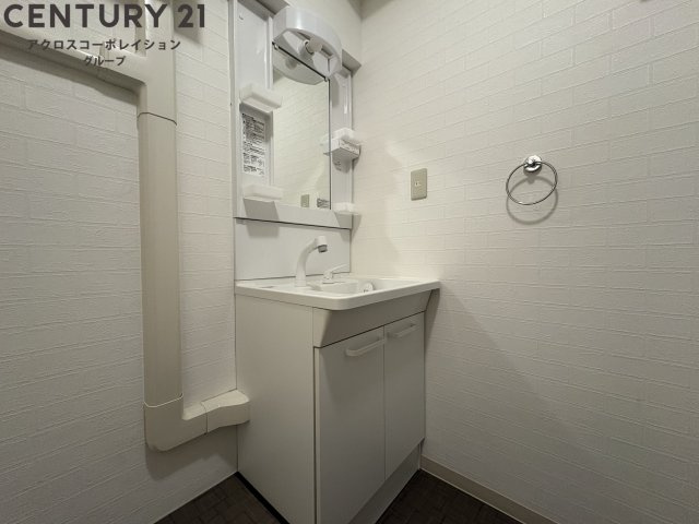 シンプルな洗面台