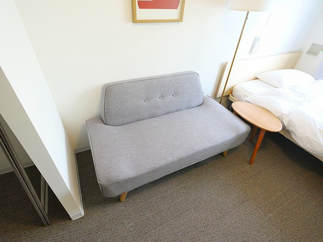 goodroom residence 奈良の設備|ソファーがあります
