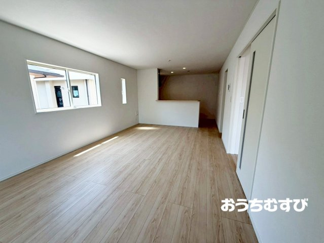 春日井市如意申町第3(全4棟)の居間・リビング