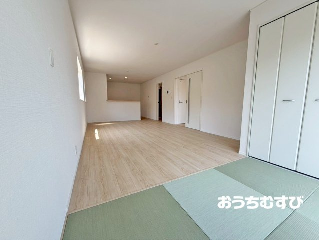 春日井市如意申町第3(全4棟)の居間・リビング