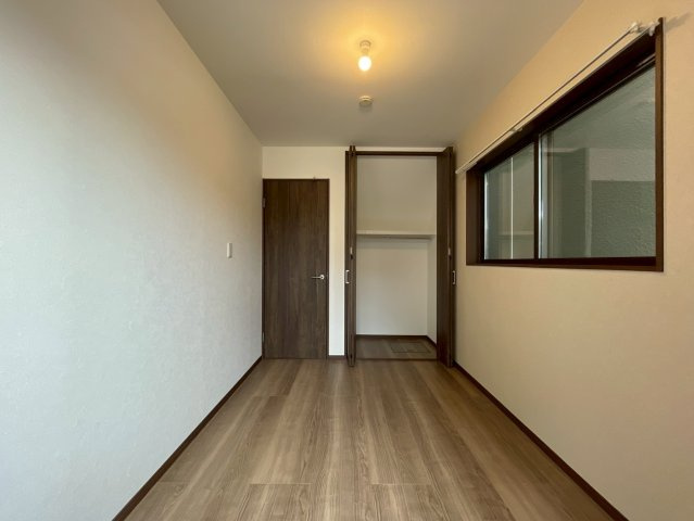 ◆売主物件につき仲介手数料無料◆令和２年建築の築浅◆４ＬＤＫ◆駐車２台ＯＫ◆伏見区向島吹田河原町の洋室|洋室