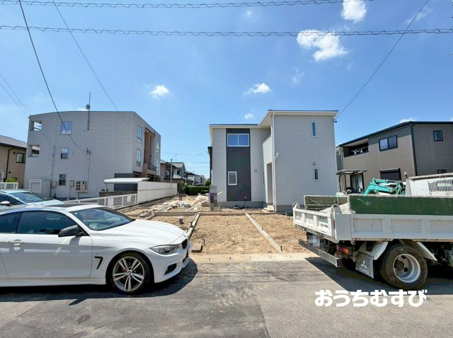 小牧市藤島町中島第2(全2棟)の前面道路含む現地写真