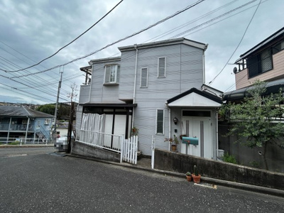 【前面道路含む現地写真】 | 秦野市南矢名　カーポート付き3LDK