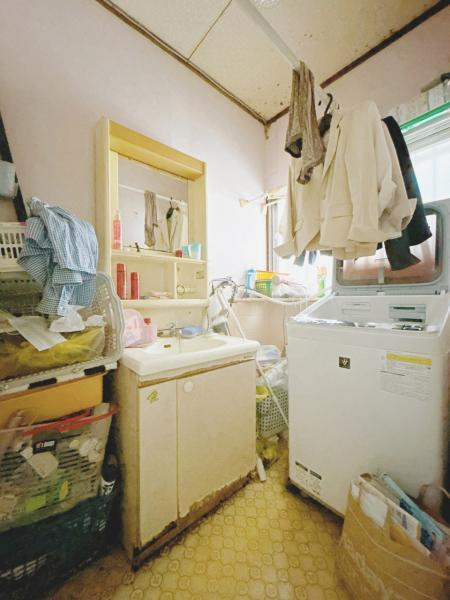 富士市大淵の中古一戸建|洗面所 