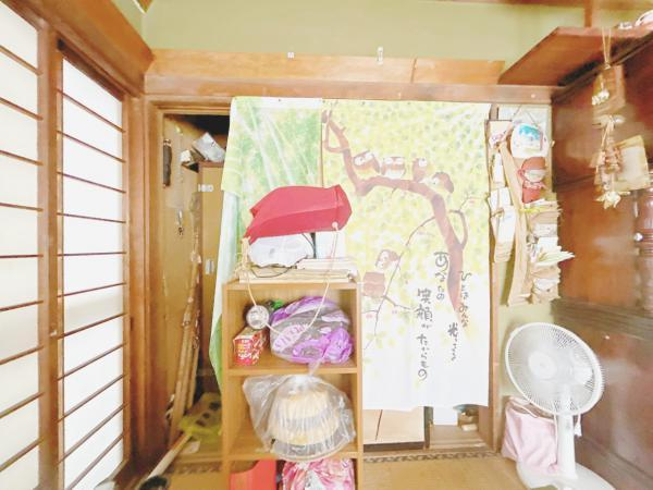 富士市大淵の中古一戸建|1階8帖和室収納 