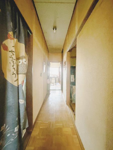 富士市大淵の中古一戸建|1階廊下 