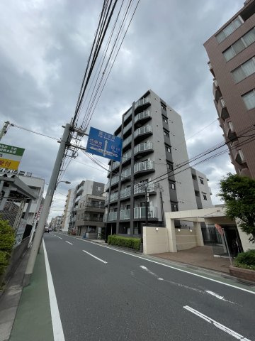 【諸々情報必要】想定年間賃料　99.6万　想定利回り4.76％　＆　RCの外観