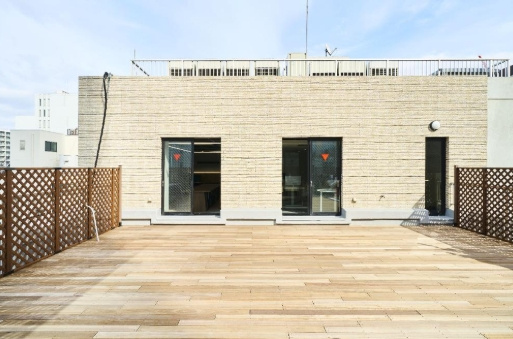 ＡＣＮ心斎橋博労町ビルのバルコニー