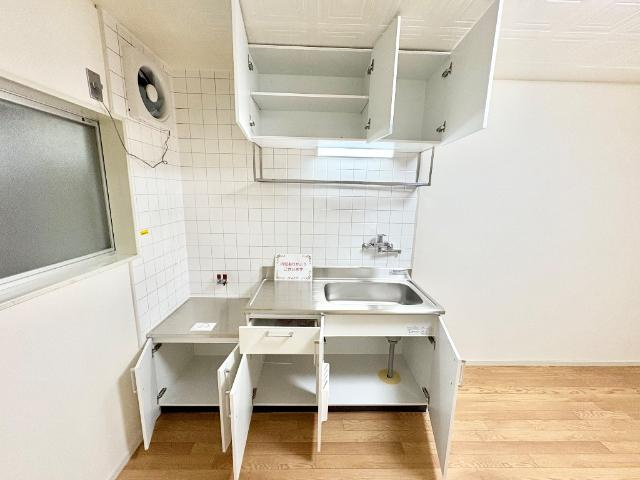 サンチェリオＡのキッチン|キッチン収納