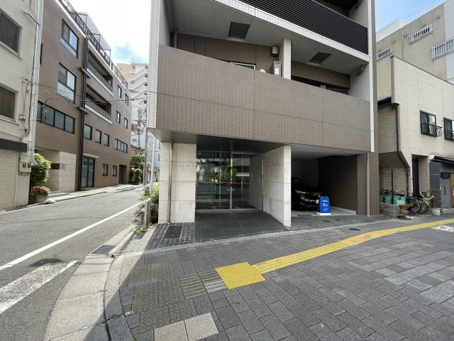 想定年間賃料　142.8万　想定利回り　4.54％　RC