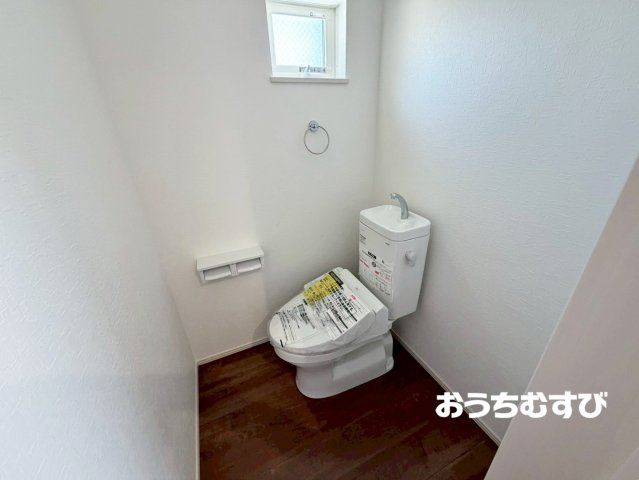 小牧市小牧第5(全2棟)のトイレ