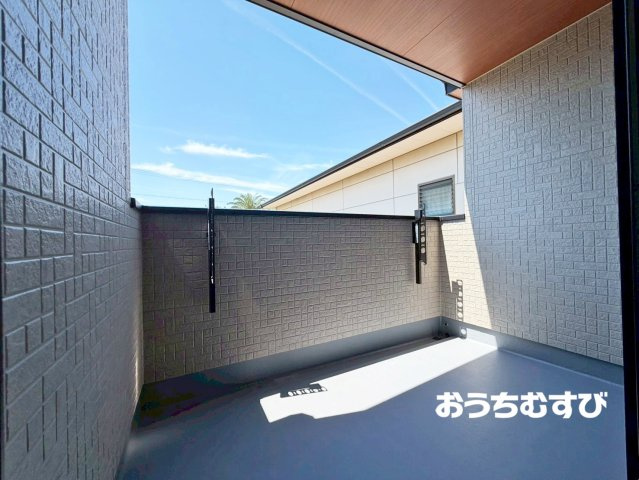 小牧市小牧第5(全2棟)のバルコニー
