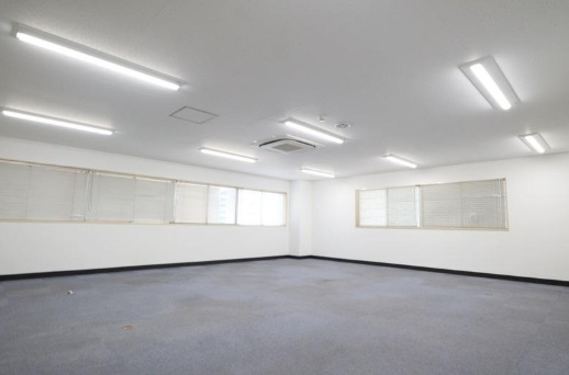 リアライズ谷町ビルの内装