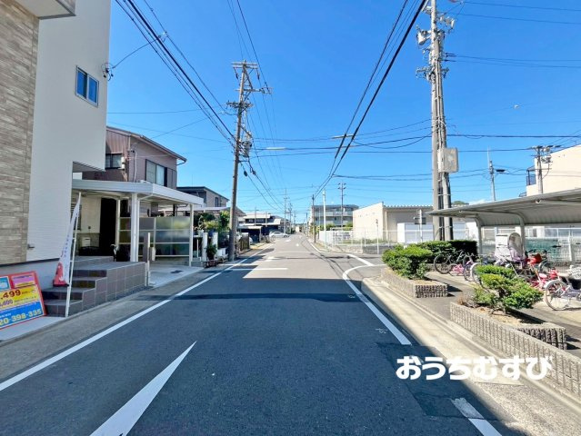 名古屋市西区新福寺町2期(全2棟)の前面道路含む現地写真