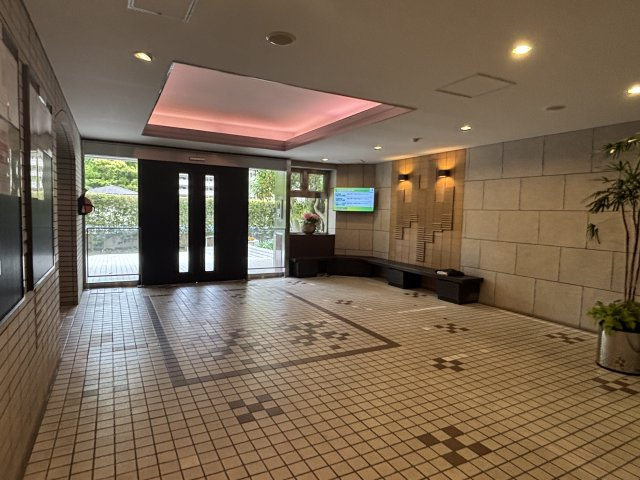 【エントランス】
