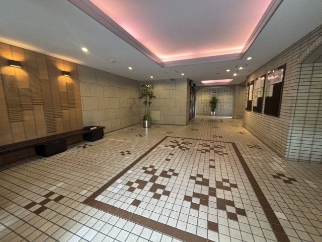 【エントランス】