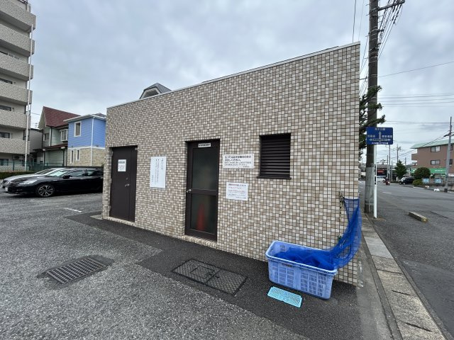 前川公園ローヤルコーポ