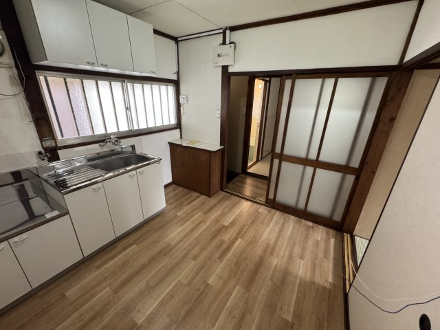 コーポ荘園の居間・リビング