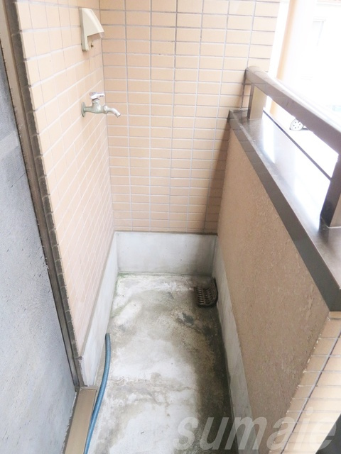 大塚ビルの設備|☆バルコニーに洗濯機置き場あります☆