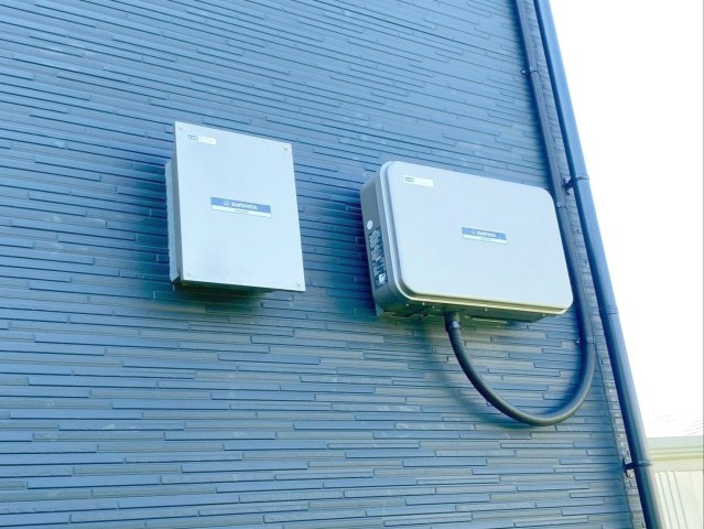 糟屋郡粕屋町大字上大隈　中古戸建の発電・温水設備|太陽光発電×蓄電池！電気代の削減や停電対策にも役立ちます！
