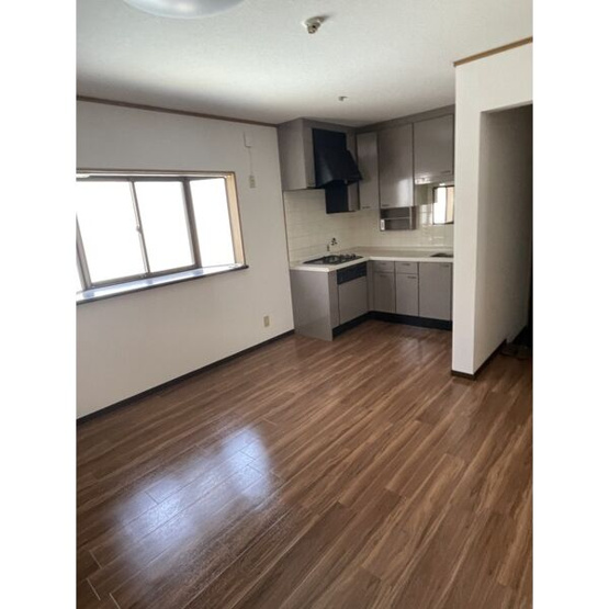 【居間・リビング】 | 湯里マンション