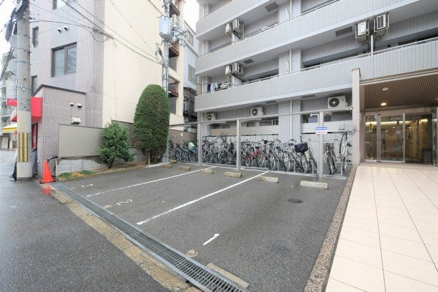 OAK彌榮の駐車場