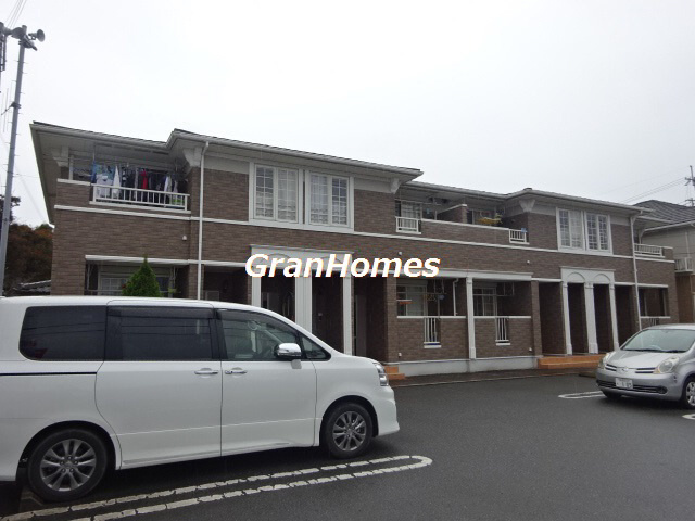 姫路市香寺町中仁野のハイツ