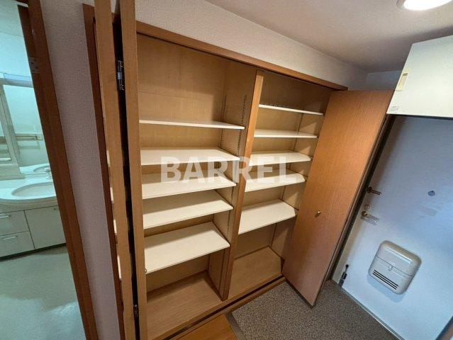 コムザ21北緑丘の収納