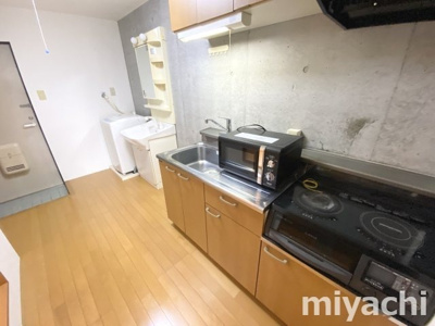 【玄関】 | フレンチェスデン