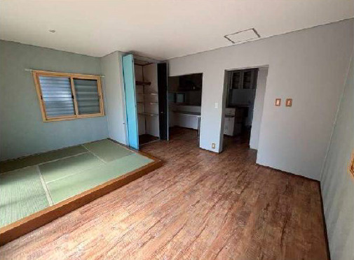 大津市松原町の店舗事務所の内装