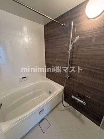 ローレルコート西本町の浴室