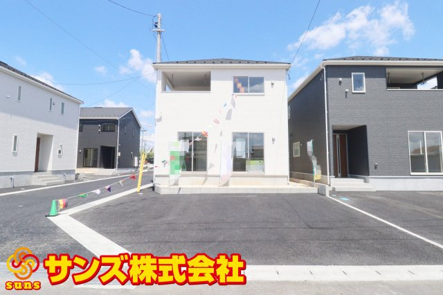 郡山市大槻町字林ノ東　　　４号棟　　　開成小学校、郡山第１中学区の外観|南側から見た駐車場を含む外観