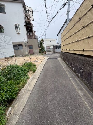 ピレーネ一津屋 の周辺