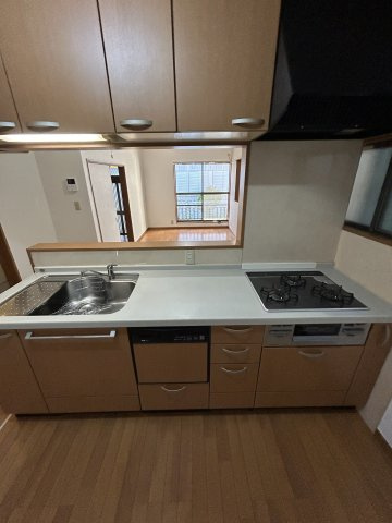尼崎次屋貸家のキッチン
