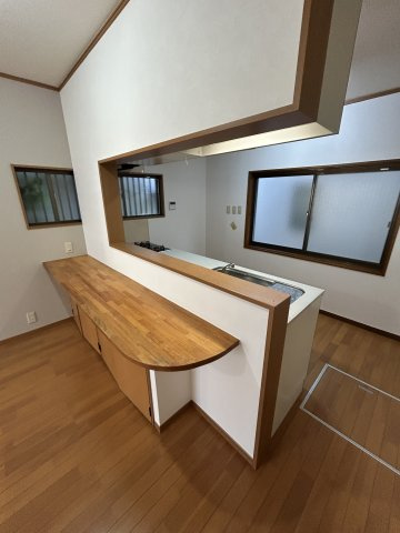 尼崎次屋貸家のキッチン